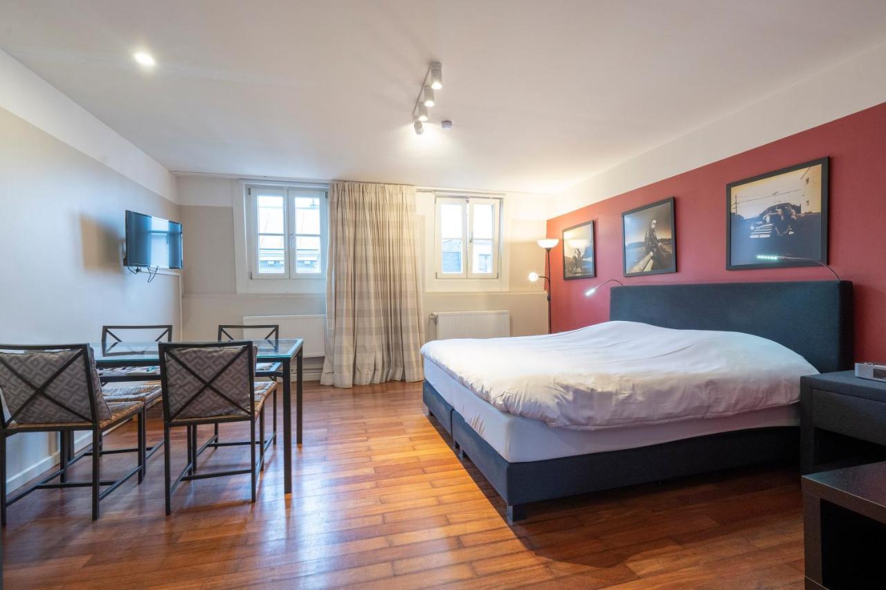 Bed & Breakfast Because The Night Antwerp