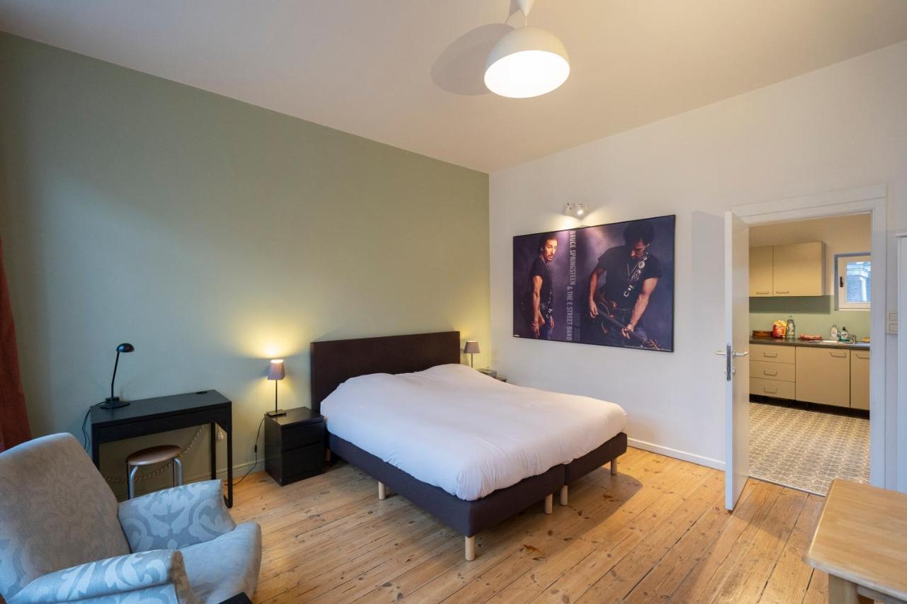 Because The Night Bed & Breakfast Antwerpen