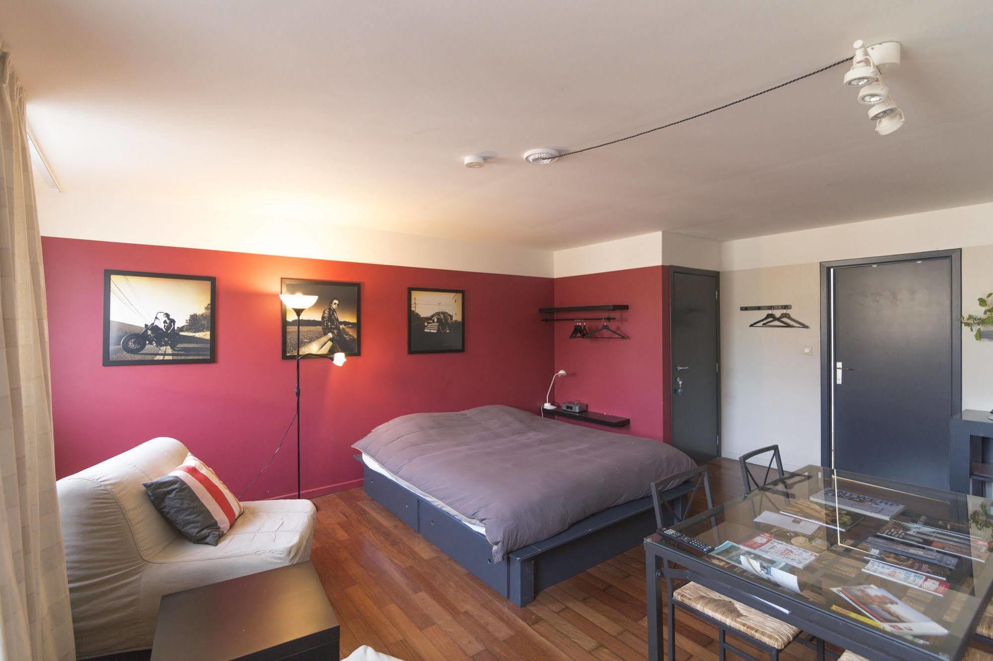 Because The Night Bed & Breakfast 3*